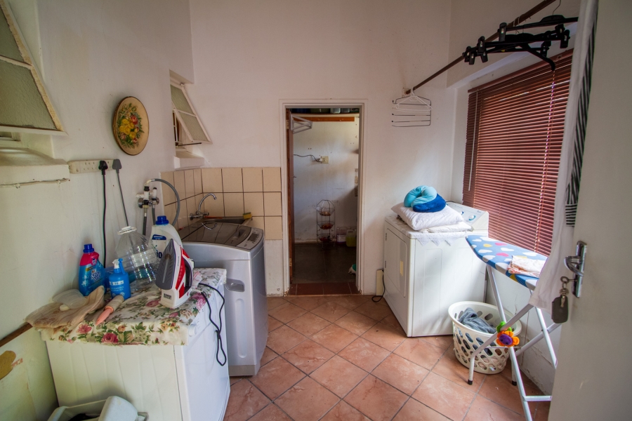 5 Bedroom Property for Sale in Middelpos Northern Cape